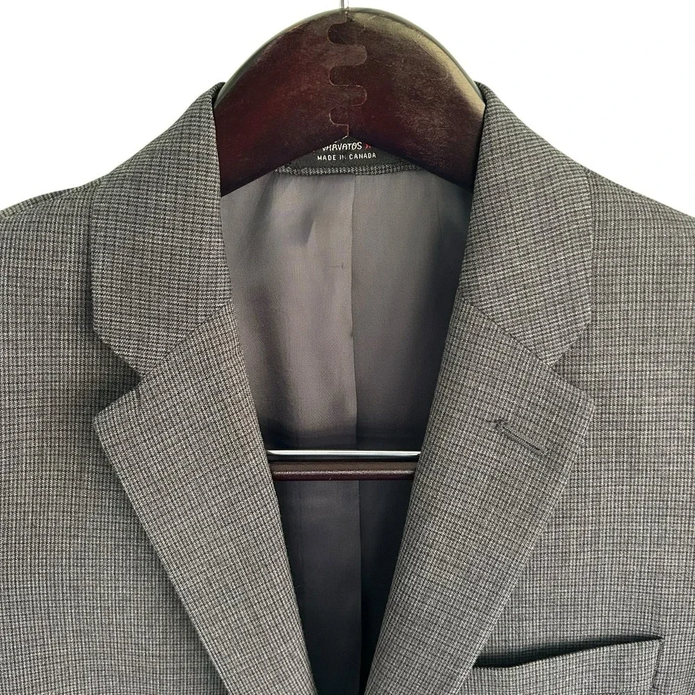John Varvatos 38R Slim Fit Charcoal Gray Micro Weave Wool Blazer Sport Coat